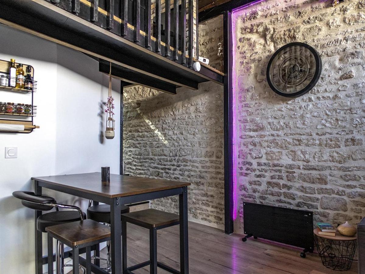Apartamento Palais Des Reves Niort Exterior foto