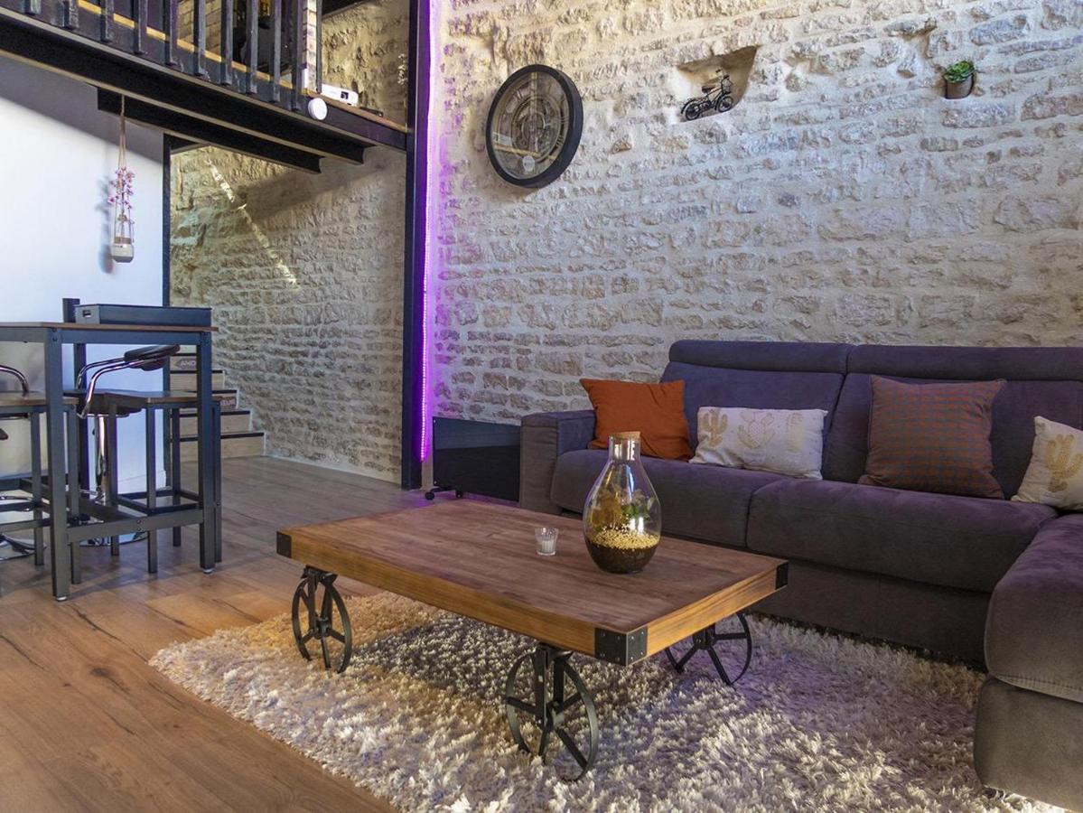 Apartamento Palais Des Reves Niort Exterior foto